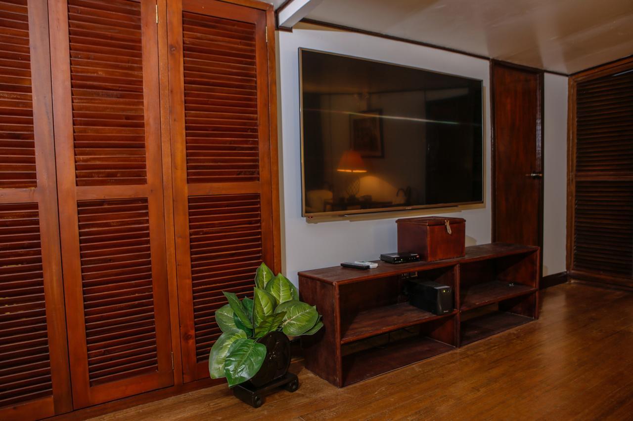 Bed and Breakfast Victoria'S Haven Dumaguete City Екстер'єр фото