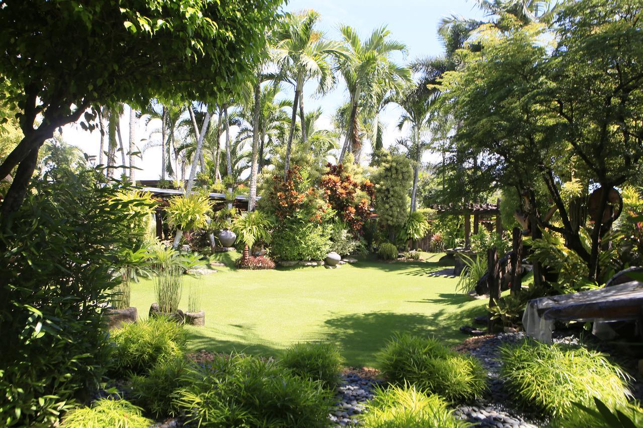 Bed and Breakfast Victoria'S Haven Dumaguete City Екстер'єр фото