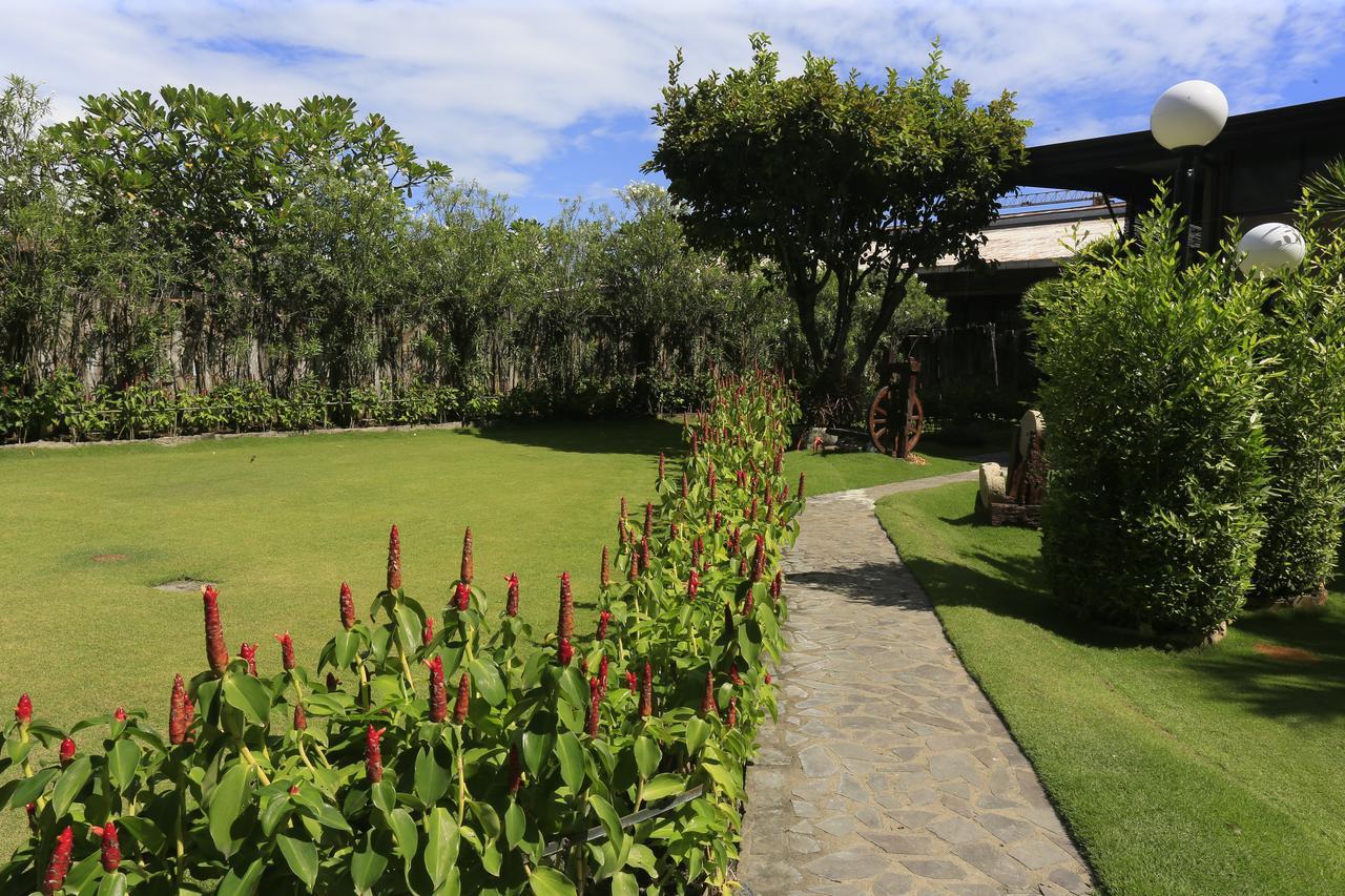 Bed and Breakfast Victoria'S Haven Dumaguete City Екстер'єр фото