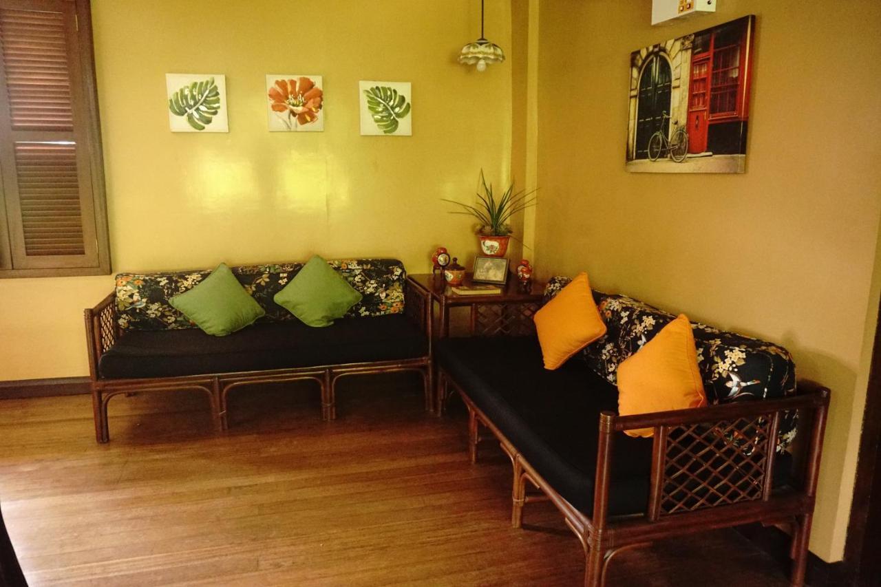 Bed and Breakfast Victoria'S Haven Dumaguete City Екстер'єр фото