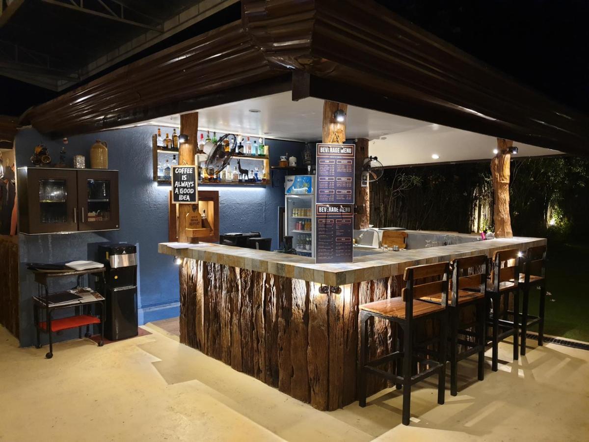 Bed and Breakfast Victoria'S Haven Dumaguete City Екстер'єр фото